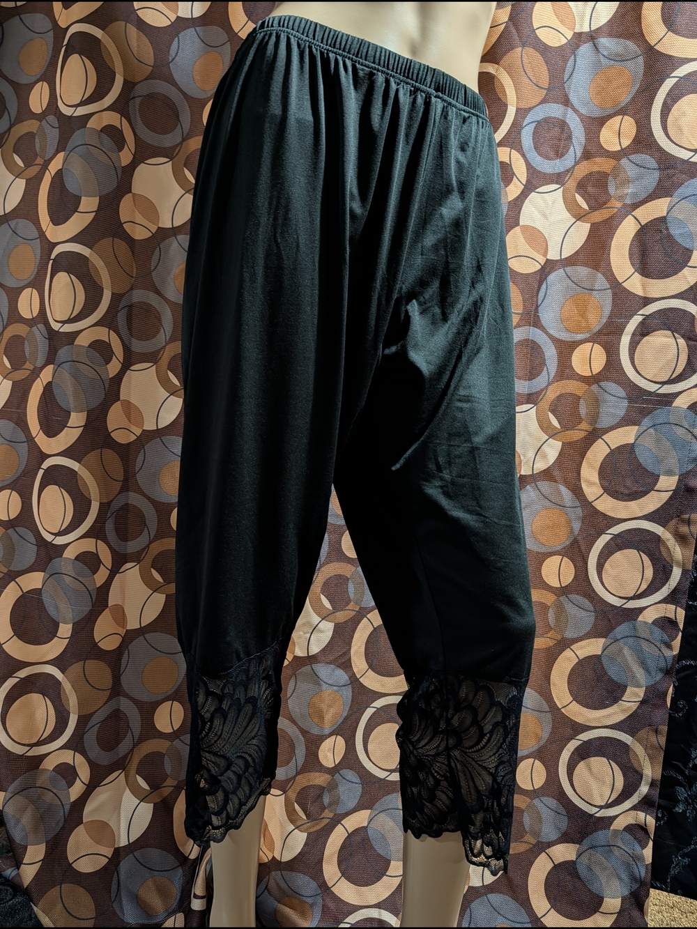 SHEIN Black Lace-Trim Jogger Pants